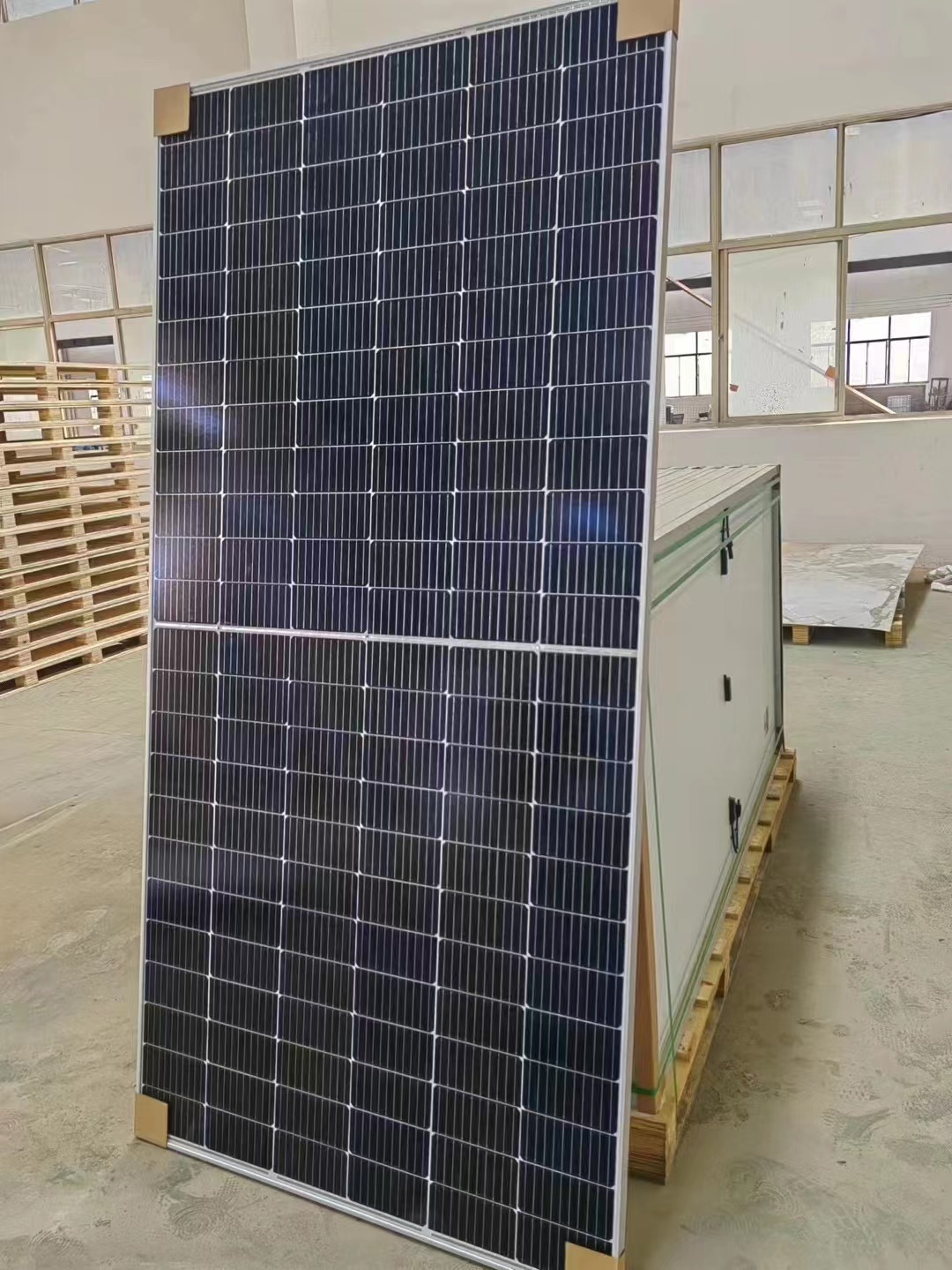 Top 3 der meistverkauften Artikel für Heim-Solarsysteme. Verwenden Sie Mono 500 W Solarpanel, PV-Modul, OEM-Service