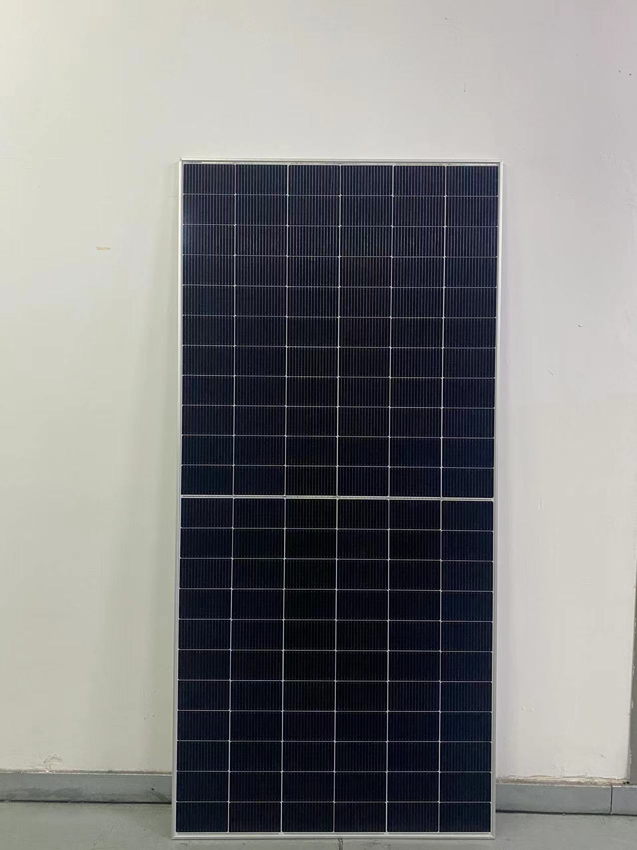 Neuankömmling 650 W N-Typ-Solarmodul Tier1-Solarzelle Bifaziales Doppelglas-PV-Modul 630 W 640 W